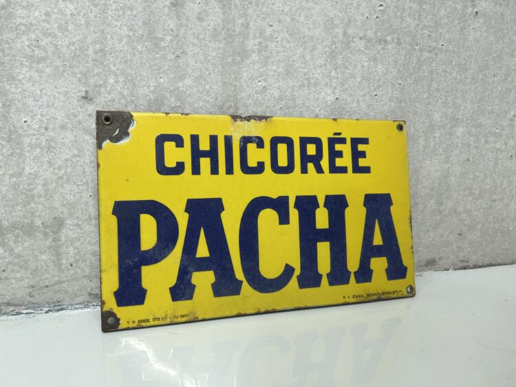 Emaille Sign 'Pacha'