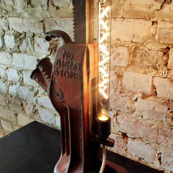 Autokrik lamp industrial
